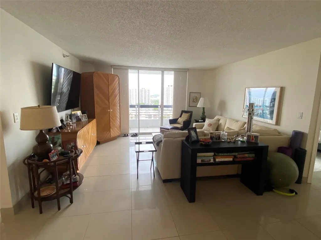 3530 Mystic Pointe Drive Aventura FL 33180