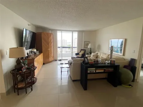 3530 Mystic Pointe Drive Aventura FL 33180
