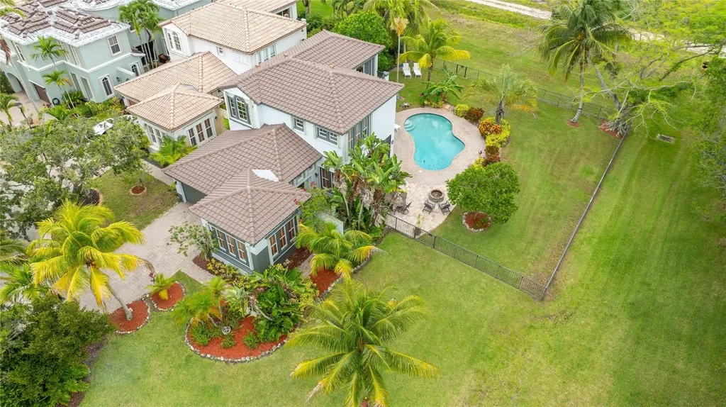 6789 NW 128th Way Parkland FL 33076