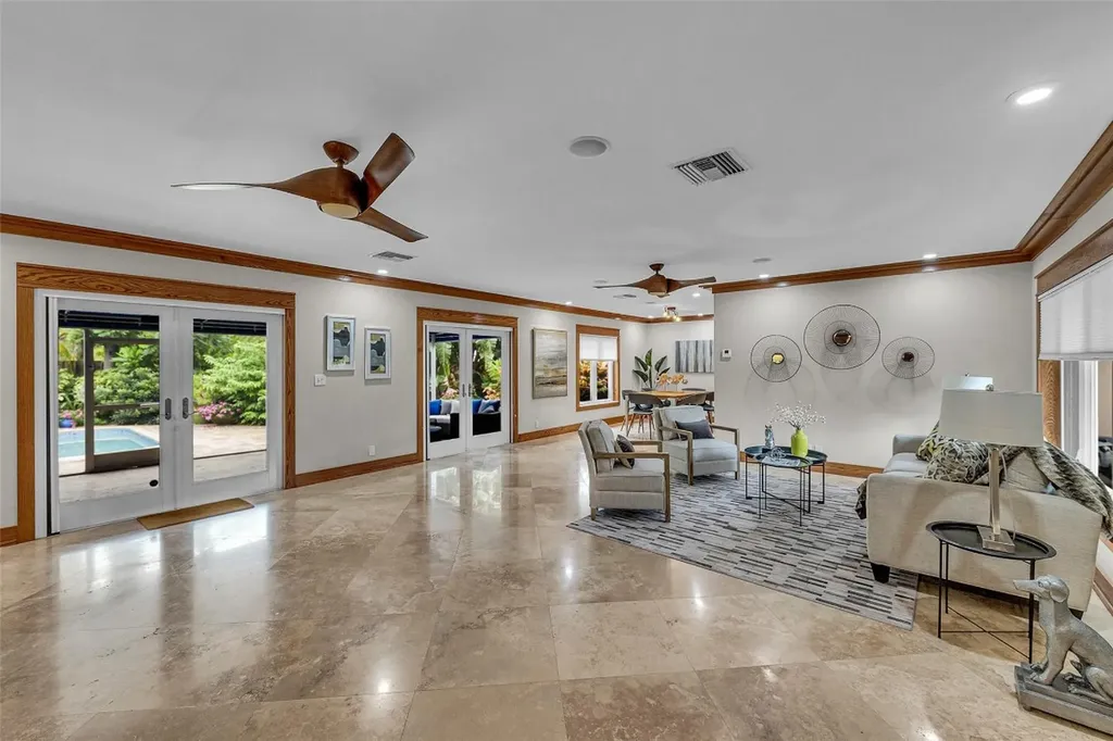 701 NW 24th Street Wilton Manors FL 33311