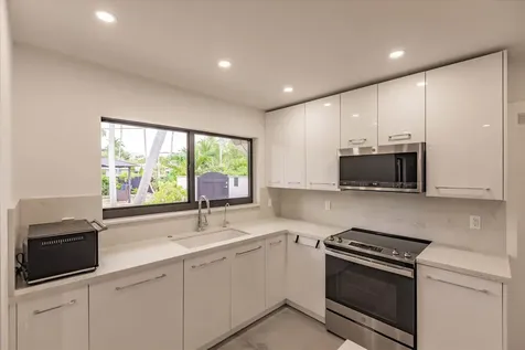 1900 Bayview Drive Fort Lauderdale FL 33305