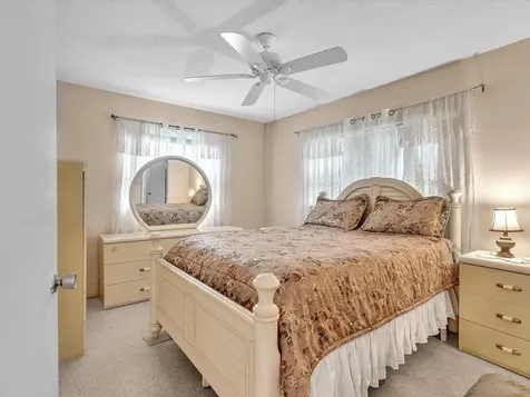 4220 NW 49th Avenue Lauderdale Lakes FL 33319