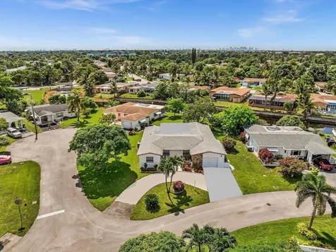 4220 NW 49th Avenue Lauderdale Lakes FL 33319