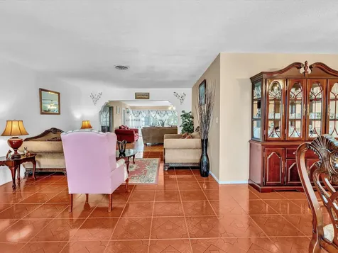 4220 NW 49th Avenue Lauderdale Lakes FL 33319