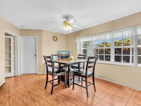 4220 NW 49th Avenue Lauderdale Lakes FL 33319
