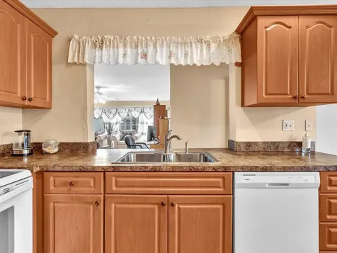 4220 NW 49th Avenue Lauderdale Lakes FL 33319