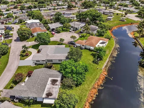 4220 NW 49th Avenue Lauderdale Lakes FL 33319