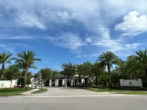 4731 NW 48th Terrace Tamarac FL 33319