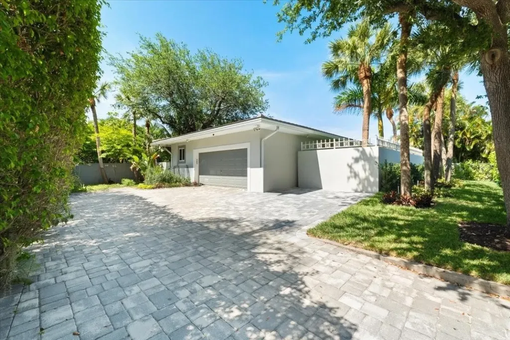 1635 Seabreeze Boulevard Fort Lauderdale FL 33316