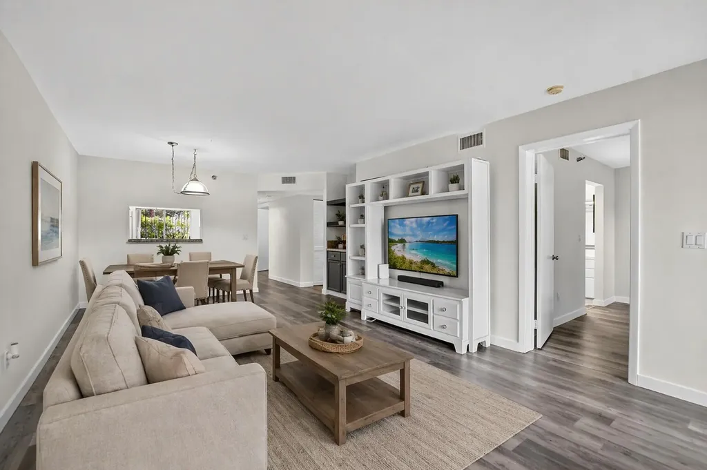 260 NW 67th Street Boca Raton FL 33487