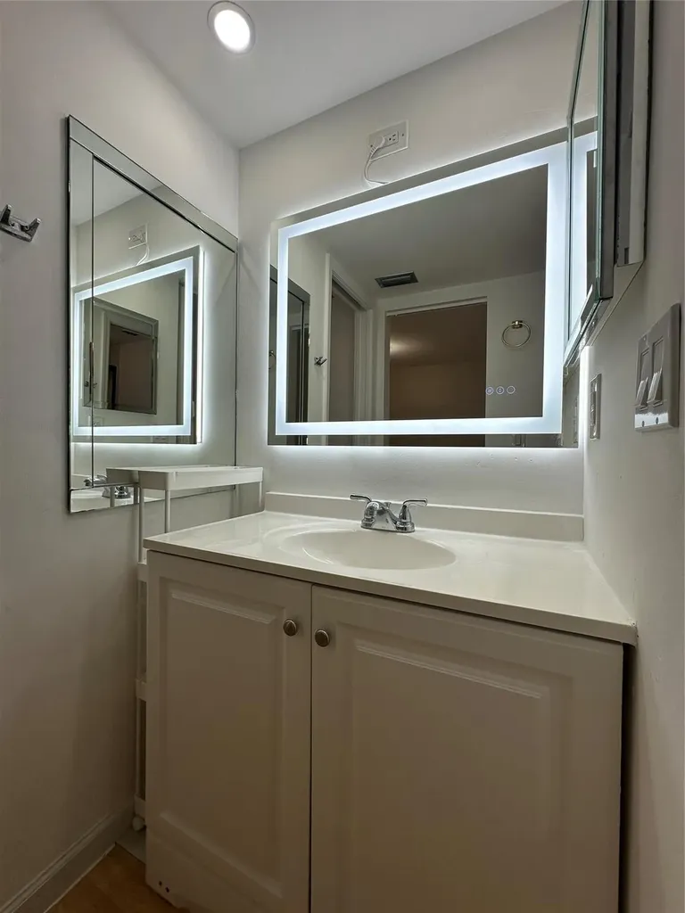 7673 Tahiti Lane Lake Worth FL 33467