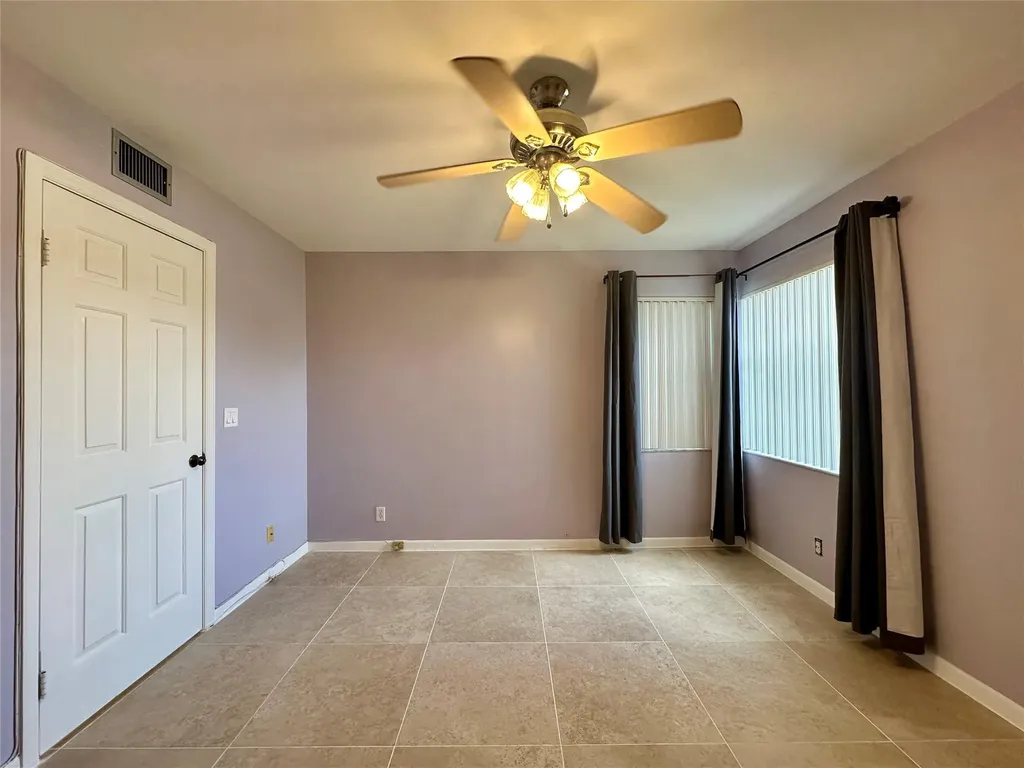 7673 Tahiti Lane Lake Worth FL 33467