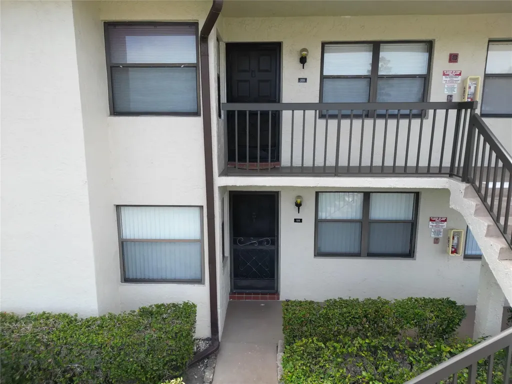 7673 Tahiti Lane Lake Worth FL 33467