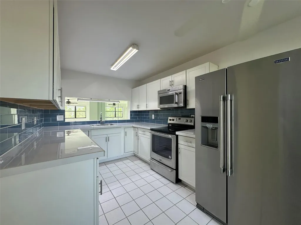 7673 Tahiti Lane Lake Worth FL 33467