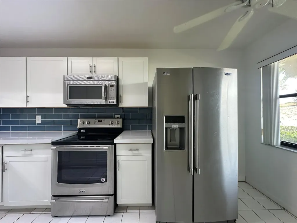 7673 Tahiti Lane Lake Worth FL 33467