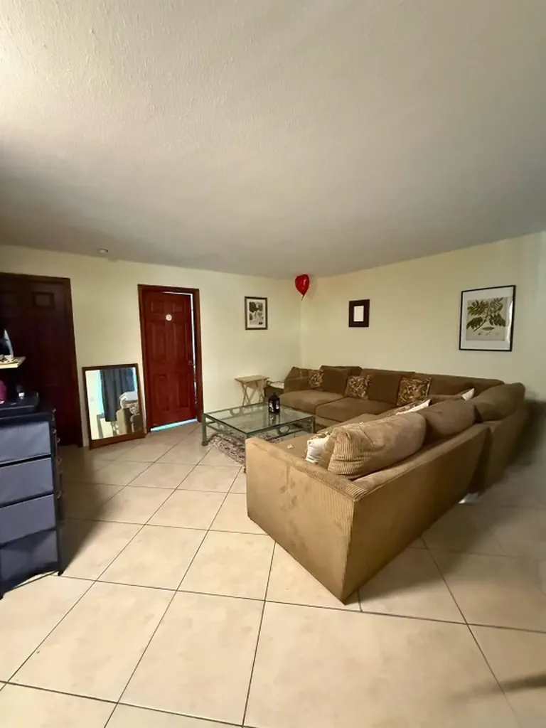 101-105 SE 26 Street Fort Lauderdale FL 33316