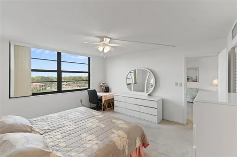 900 Colony Point Circle Pembroke Pines FL 33026
