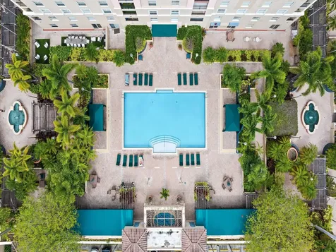 520 SE 5th Avenue Fort Lauderdale FL 33301