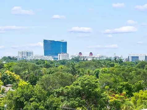 520 SE 5th Avenue Fort Lauderdale FL 33301