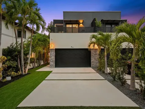 811 SW 10th Street Fort Lauderdale FL 33315