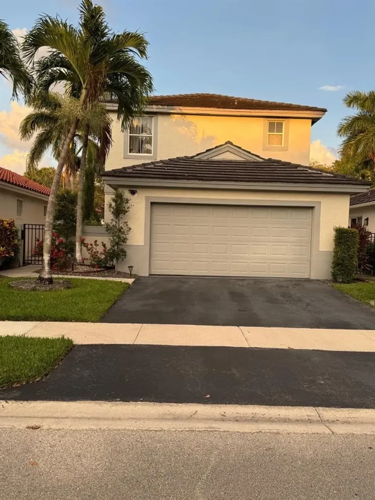 288 NW 74th Way Plantation FL 33317