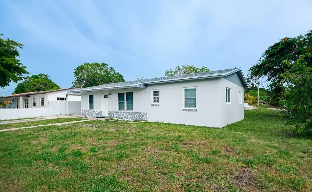 4205 NW 201st Street Miami Gardens FL 33055