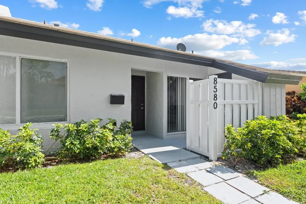 8580 NW 32nd Street Coral Springs FL 33065