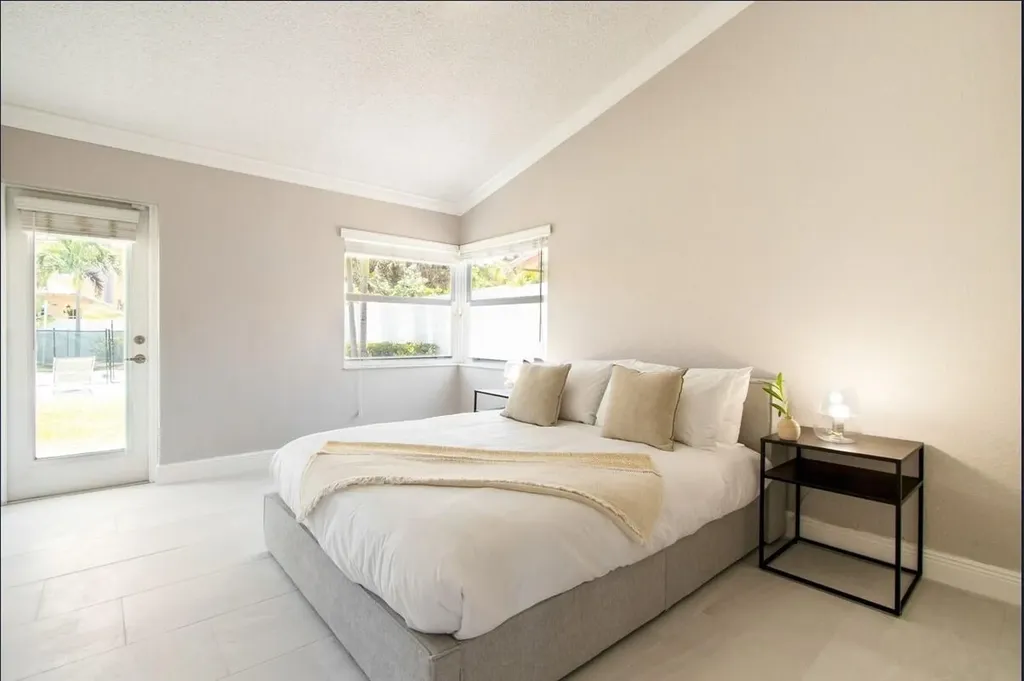 1501 E Fort Lauderdale Beach Boulevard Fort Lauderdale FL 33304