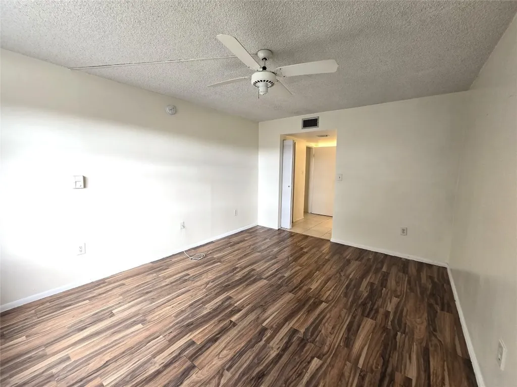 4334 NW 9th Avenue Deerfield Beach FL 33064