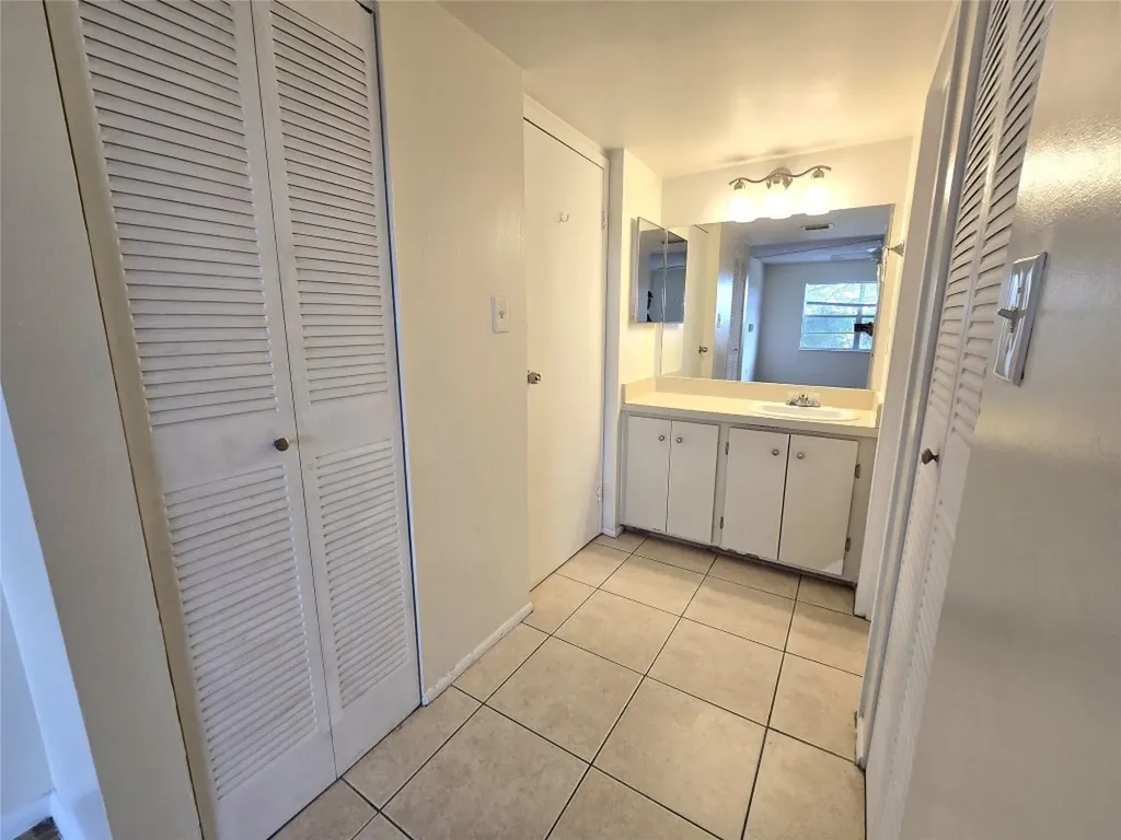 4334 NW 9th Avenue Deerfield Beach FL 33064