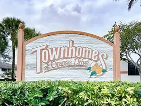 7125 SW 42nd Place Davie FL 33314