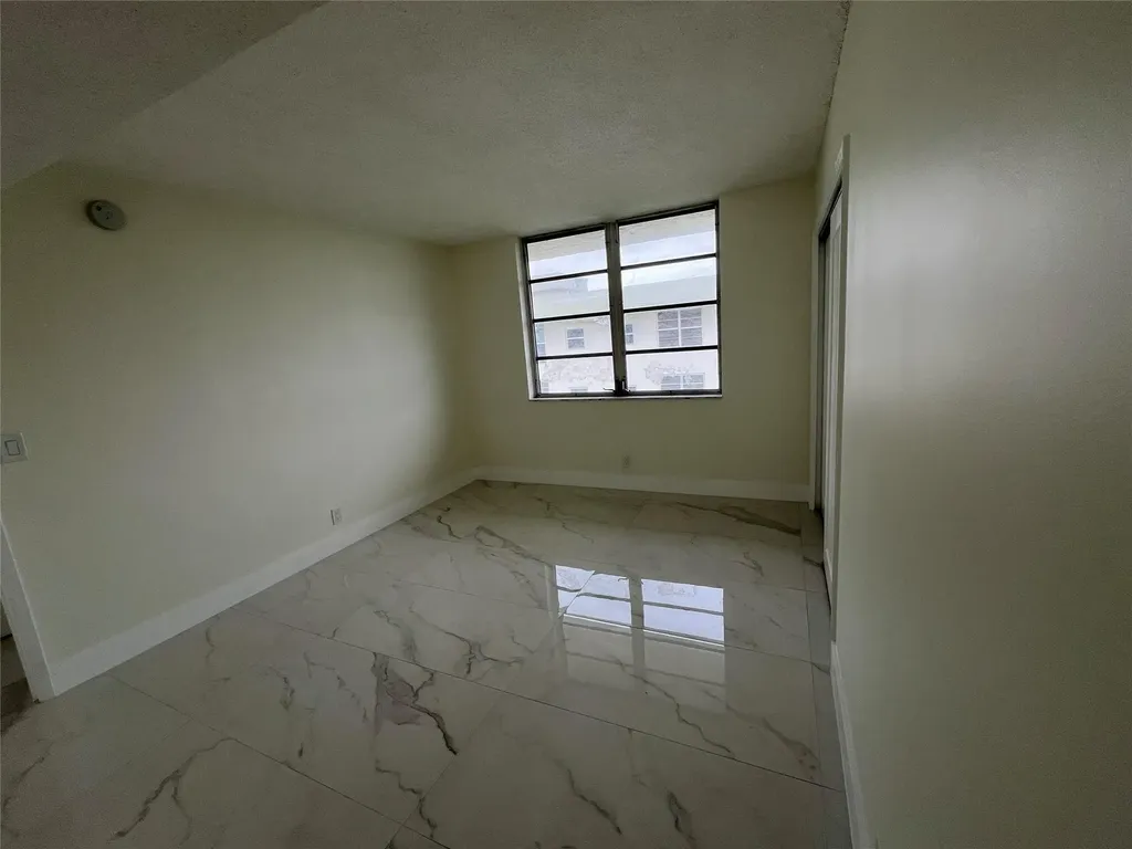 3150 N Course Lane Pompano Beach FL 33069