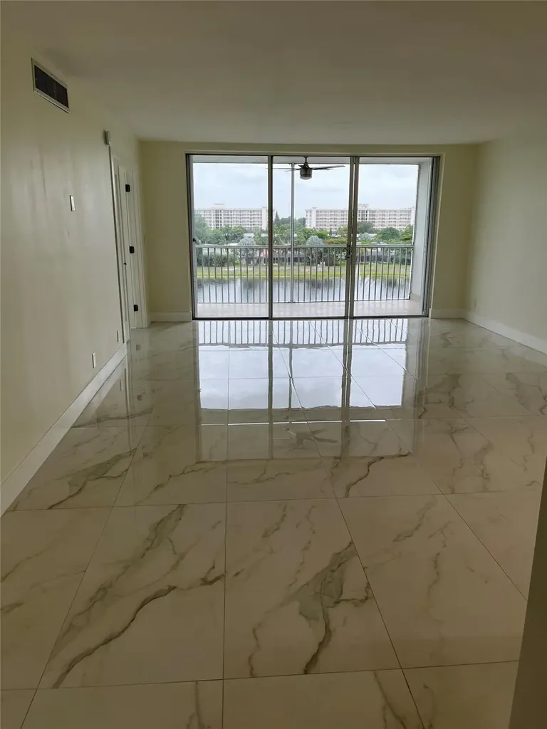 3150 N Course Lane Pompano Beach FL 33069