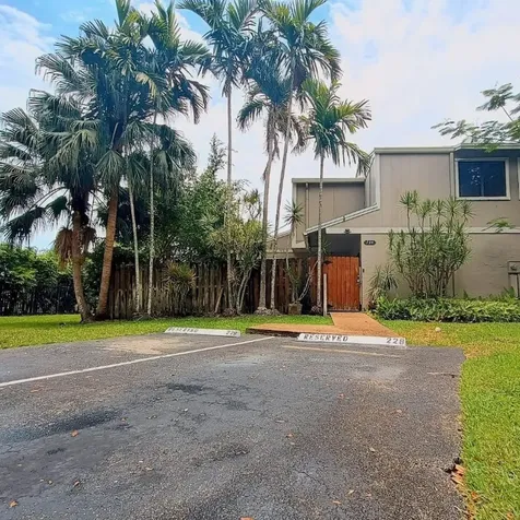 734 NW 132nd Terrace Plantation FL 33325