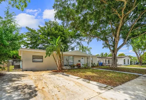 6540 SW 8th Street North Lauderdale FL 33068