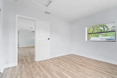 6540 SW 8th Street North Lauderdale FL 33068