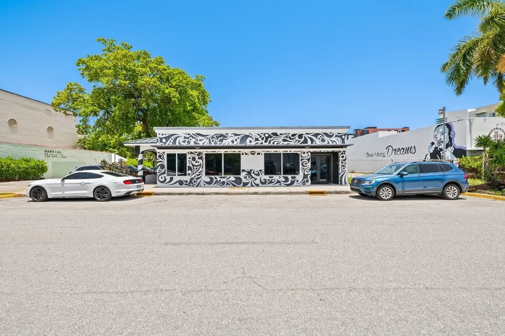 716-718 NE 2nd Avenue Fort Lauderdale FL 33304