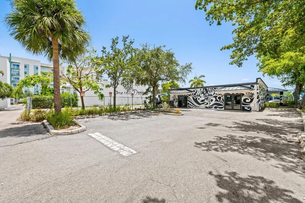 716-718 NE 2nd Avenue Fort Lauderdale FL 33304