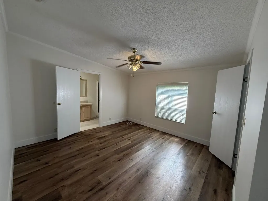 8648 SW 16th Place Davie FL 33324