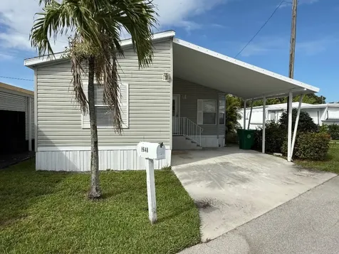 8648 SW 16th Place Davie FL 33324