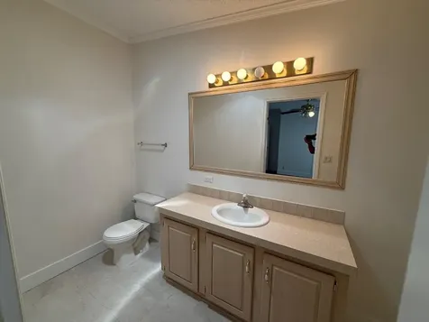 8648 SW 16th Place Davie FL 33324