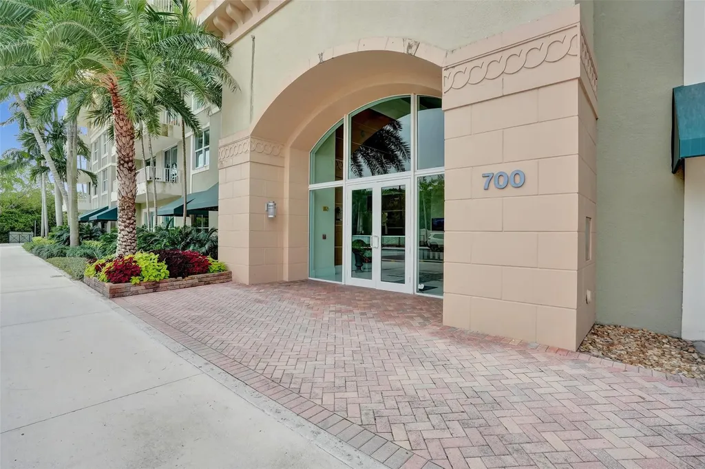 700 E Boynton Beach Boulevard Boynton Beach FL 33435