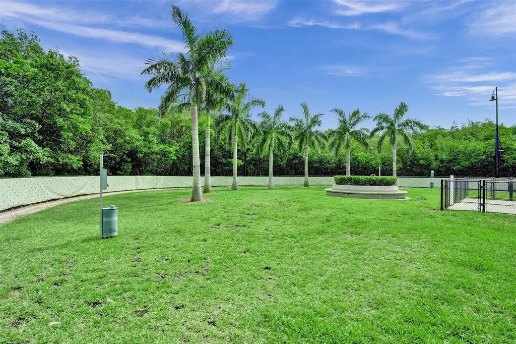 700 E Boynton Beach Boulevard Boynton Beach FL 33435
