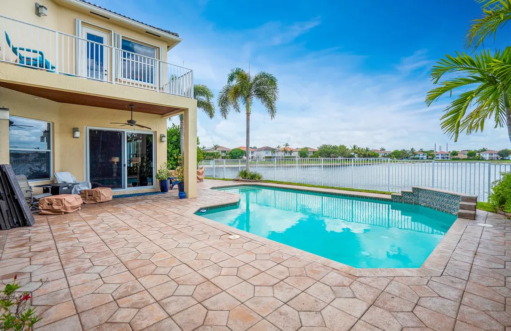 1236 Bay View Way Wellington FL 33414