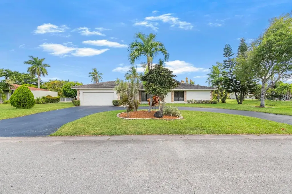 2640 NW 115th Drive Coral Springs FL 33065