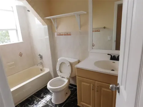 836 SW 80th Avenue North Lauderdale FL 33068