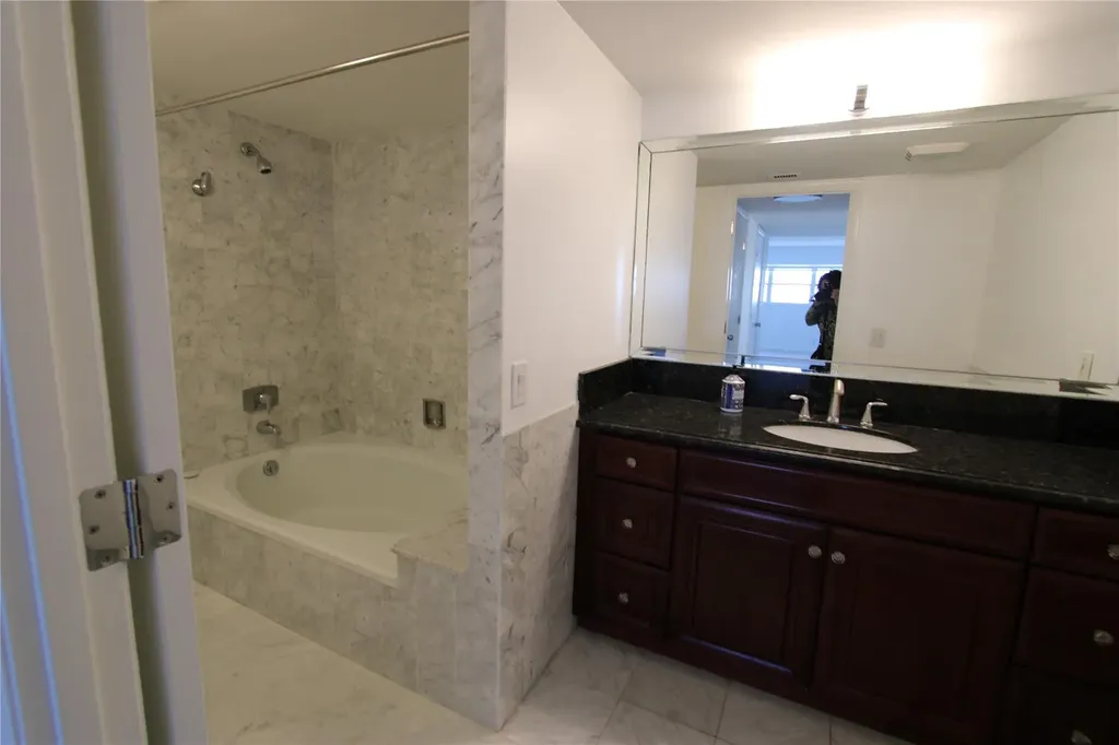 3200 Port Royale Drive Fort Lauderdale FL 33308