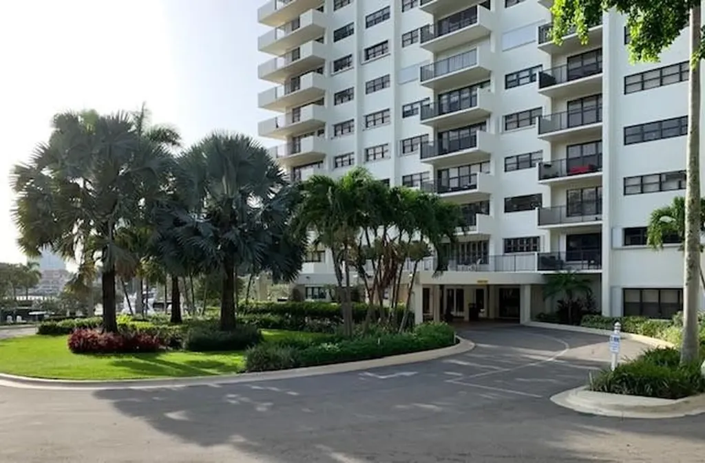 3200 Port Royale Drive Fort Lauderdale FL 33308
