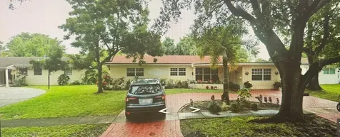 5620 Monroe Street Hollywood FL 33023