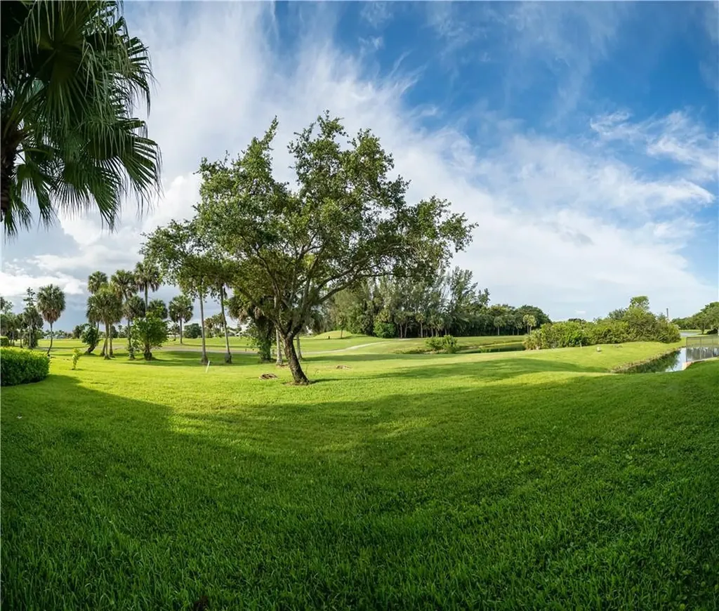 3350 Pinewalk Drive Pompano Beach FL 33063